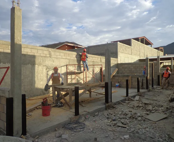 Construcción de Casas La Fundición