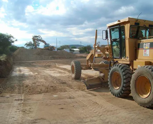 CONSTRUCCIÓN DE TERRACERÍAS Y PLATAFORMAS